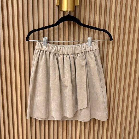 Wilfred Dresses & Skirts - Wilfred Beige Skater Skirt vegan suede small